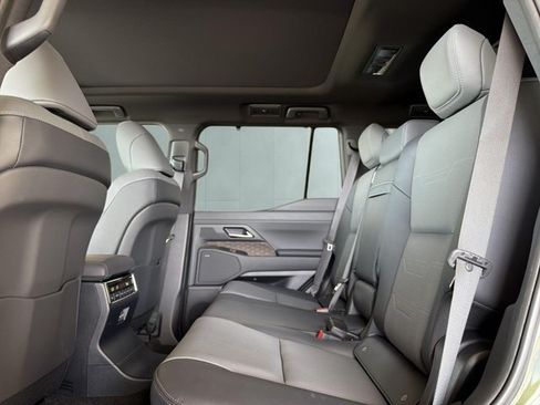 Certified 2026 Lexus GX 550 w/ Cold Area Package AWD/4WD image 11