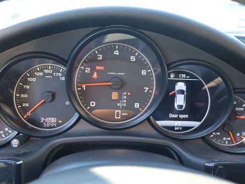 Used 2015 Porsche Panamera image 18