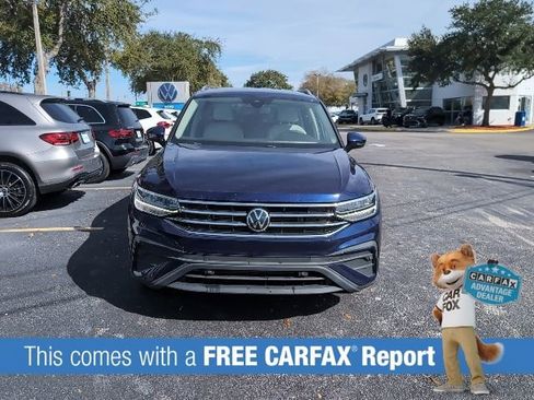 Used 2022 Volkswagen Tiguan SE image 2
