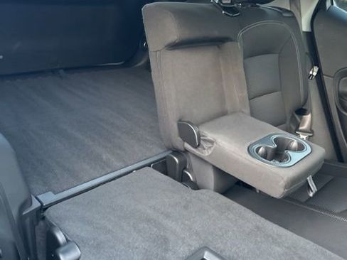 Used 2024 GMC Terrain SLE image 44