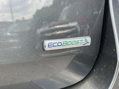 Used 2020 Ford Explorer XLT image 8