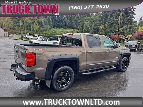 Used 2014 Chevrolet Silverado 1500 High Country w/ High Country Premium Package AWD/4WD image 3