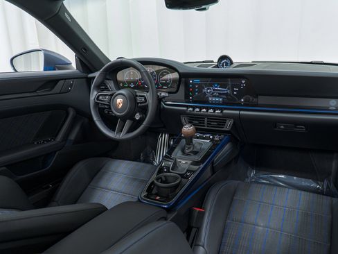 Used 2026 Porsche 911 Carrera T image 22