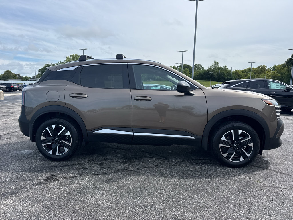 New 2027 Nissan Kicks SV AWD/4WD image 4