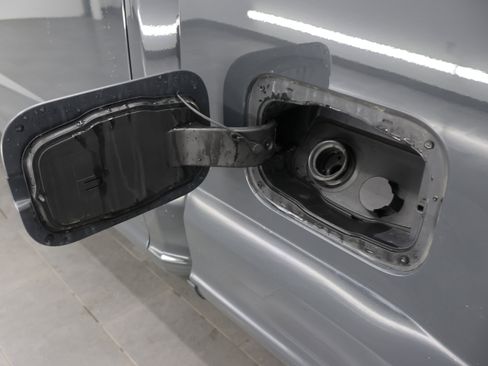 Used 2021 Ford F250 Lariat AWD/4WD image 32