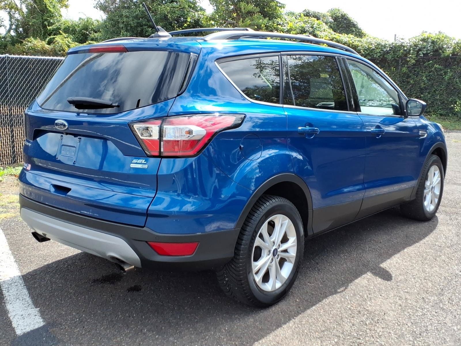 Used 2018 Ford Escape SEL AWD/4WD image 3