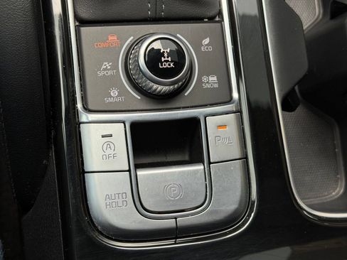 Used 2025 Kia Telluride EX X-Line AWD/4WD image 22