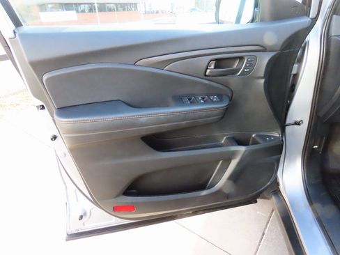 Used 2024 Honda Passport TrailSport image 23