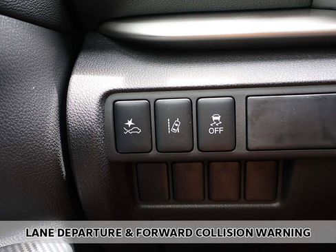 New 2026 Mitsubishi Eclipse Cross ES AWD/4WD image 3