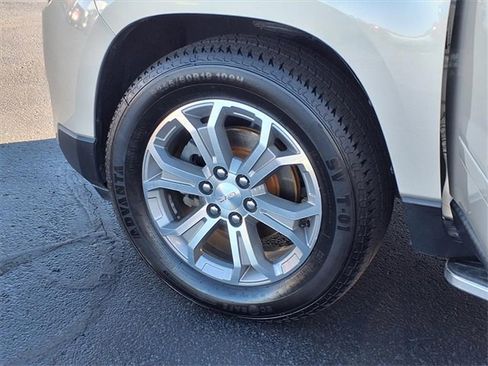 Used 2015 GMC Acadia SLT image 21