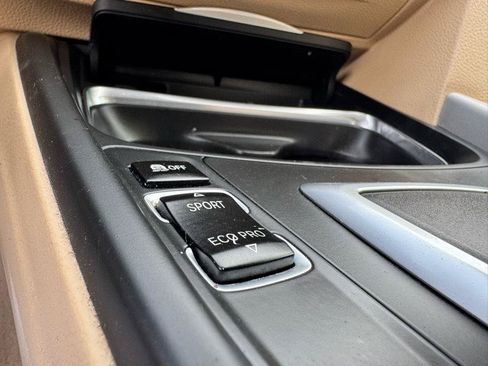 Used 2012 BMW 328i Sedan RWD image 64
