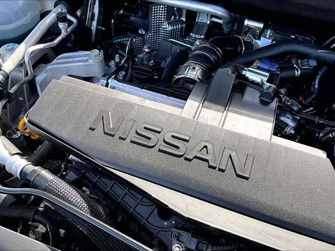 New 2026 Nissan Rogue Platinum image 17