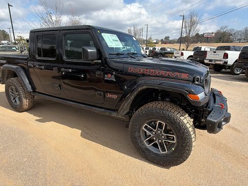New 2026 Jeep Gladiator Mojave image 5