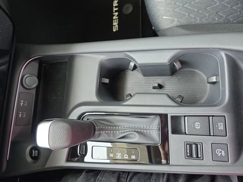 New 2026 Nissan Sentra SV w/ SV Convenience Package FWD image 13