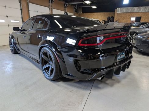 Used 2018 Dodge Charger SRT Hellcat w/ Harman/Kardon Audio Group RWD image 8