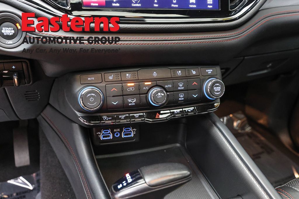 Used 2024 Dodge Durango GT AWD/4WD image 22