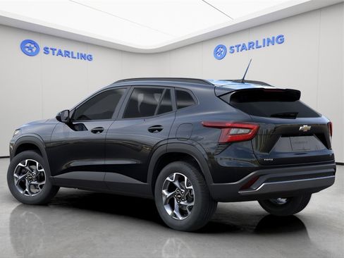 New 2026 Chevrolet Trax LT image 3