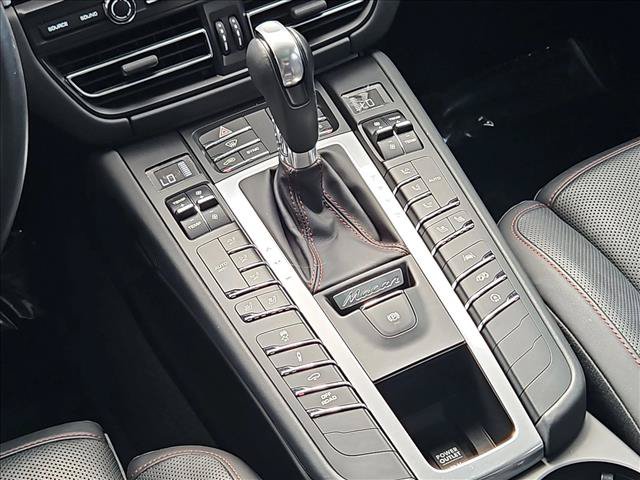 Used 2021 Porsche Macan GTS AWD/4WD image 17