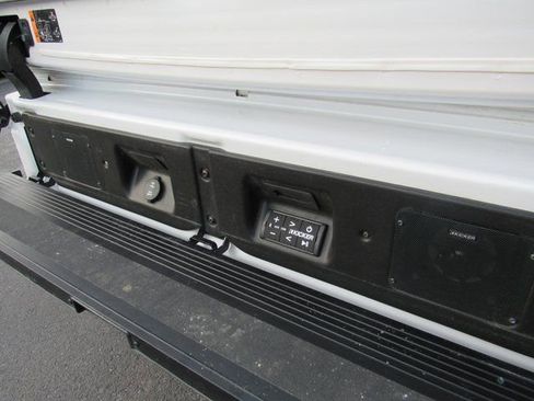 Used 2024 GMC Sierra 2500 Denali Ultimate image 36