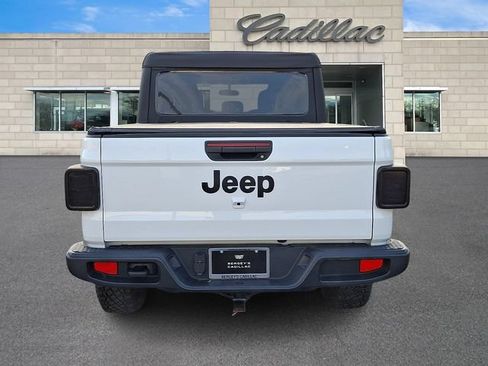Used 2022 Jeep Gladiator Sport AWD/4WD image 6