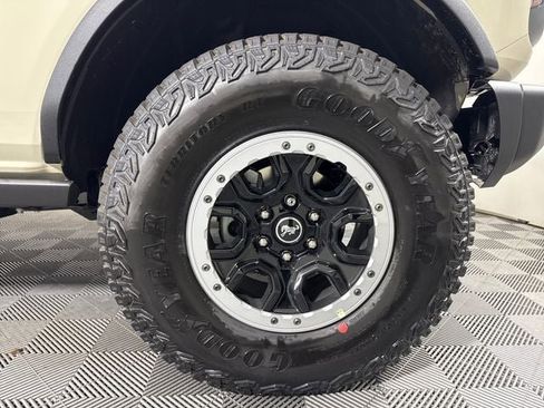 New 2026 Ford Bronco Badlands AWD/4WD image 11