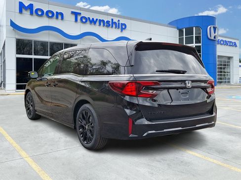 New 2026 Honda Odyssey Sport-L image 4