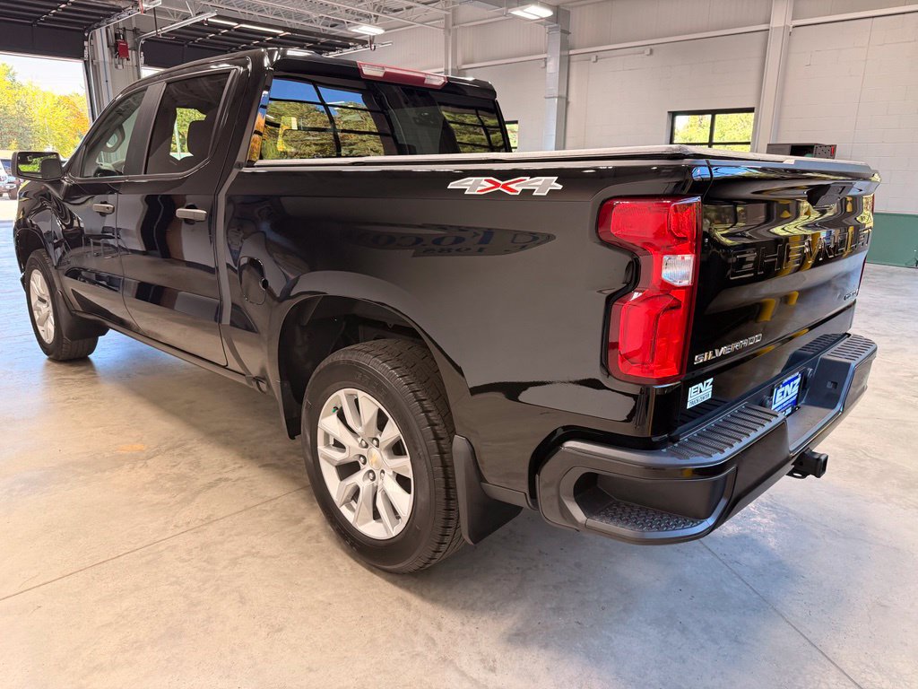 Used 2021 Chevrolet Silverado 1500 Custom AWD/4WD image 6