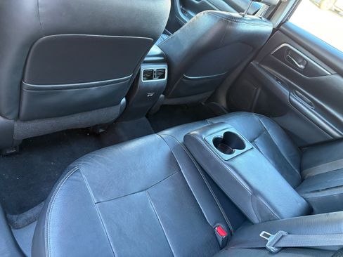 Used 2018 Nissan Altima 2.5 SL w/ 2.5 SL Technology Package image 16