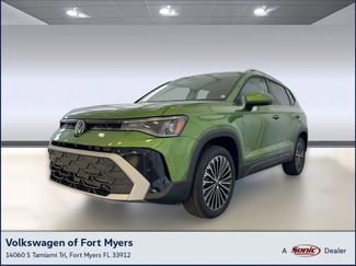 New 2026 Volkswagen Taos SE video 1