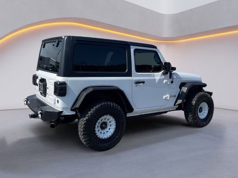 Used 2019 Jeep Wrangler Sport image 7