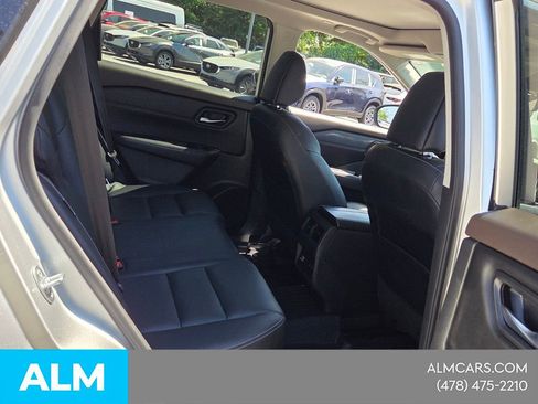 Used 2022 Nissan Rogue SL FWD image 17