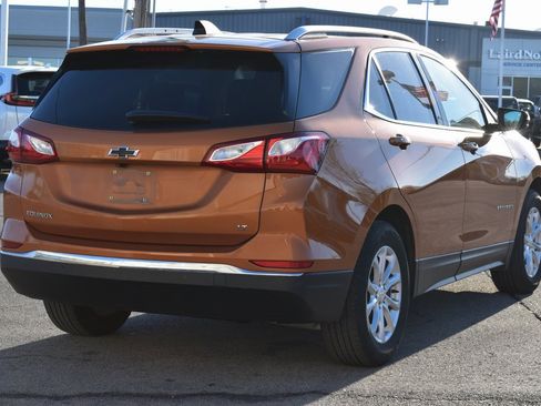 Used 2019 Chevrolet Equinox LT w/ Sun & Navigation Package image 5