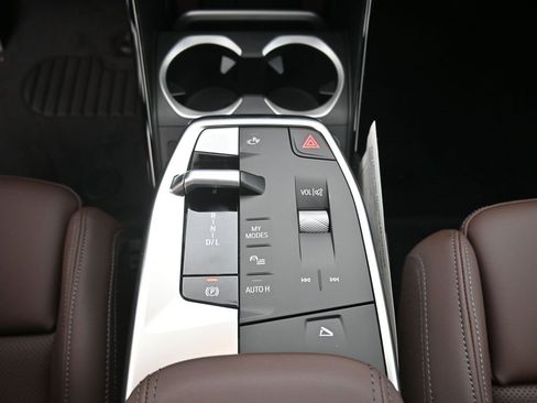 New 2025 BMW X1 xDrive28i w/ Convenience Package image 15