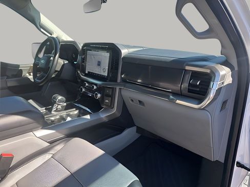Used 2023 Ford F150 Lariat image 14