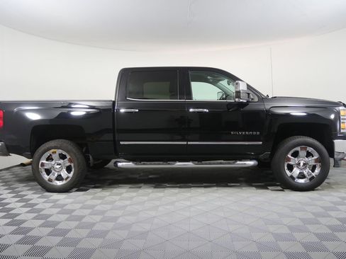 Used 2015 Chevrolet Silverado 1500 LTZ image 2
