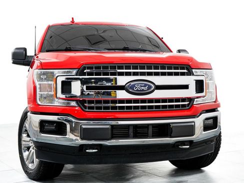Used 2018 Ford F150 XLT w/ Equipment Group 302A Luxury AWD/4WD image 3