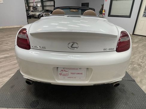 Used 2010 Lexus SC 430 Convertible RWD image 7