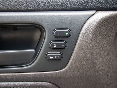 Used 2018 Honda Odyssey EX-L image 12
