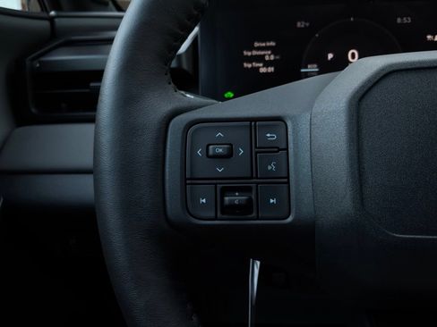 New 2026 Toyota RAV4 XSE AWD/4WD image 38