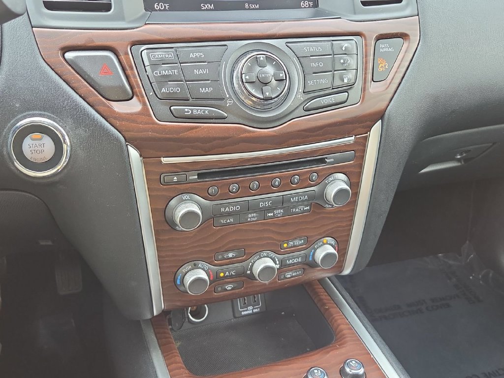 Used 2018 Nissan Pathfinder Platinum AWD/4WD image 24