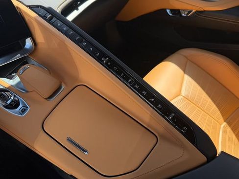 Used 2024 Chevrolet Corvette Stingray Preferred Cpe RWD image 9