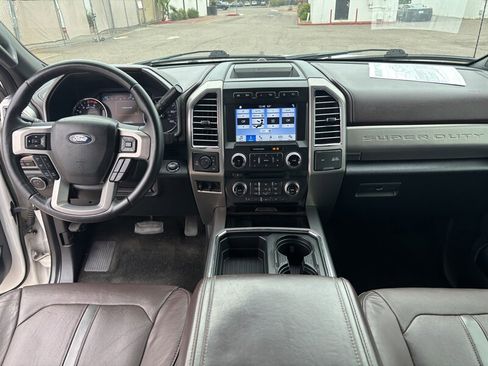 Used 2017 Ford F250 Platinum w/ Platinum Ultimate Package AWD/4WD image 18