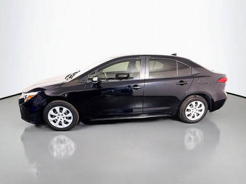Used 2024 Toyota Corolla LE image 6