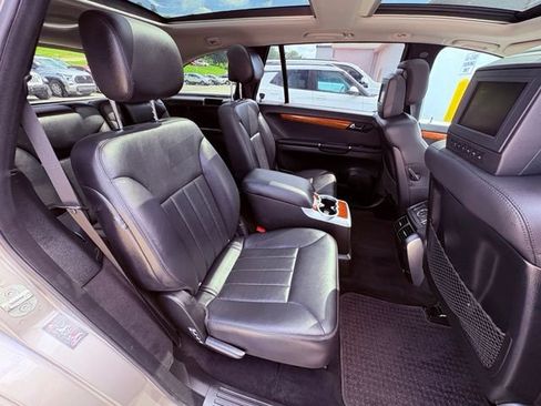 Used 2007 Mercedes-Benz R 320 CDI 4MATIC image 24