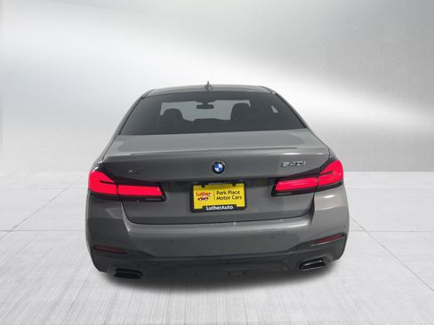 Used 2021 BMW 540i xDrive w/ M Sport Package image 6