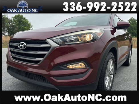 Used 2016 Hyundai Tucson SE w/ Option Group 12 FWD image 1