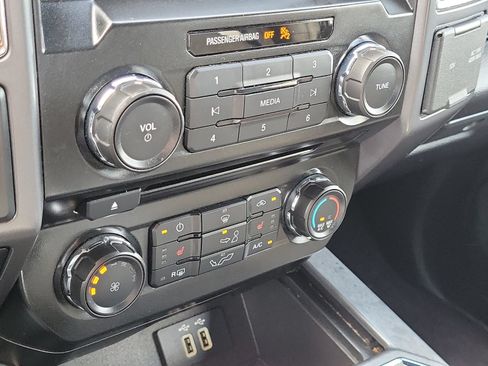 Used 2016 Ford F150 XLT w/ Equipment Group 302A Luxury RWD image 26
