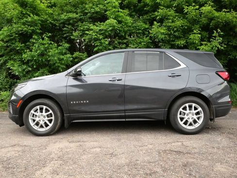 Used 2023 Chevrolet Equinox LT AWD/4WD image 4