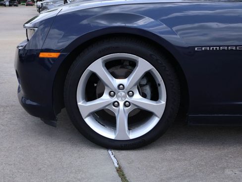 Used 2015 Chevrolet Camaro LT w/ RS Package RWD image 8