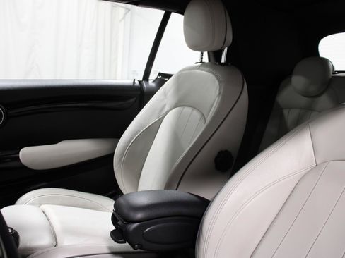 Used 2019 MINI Cooper S FWD image 24